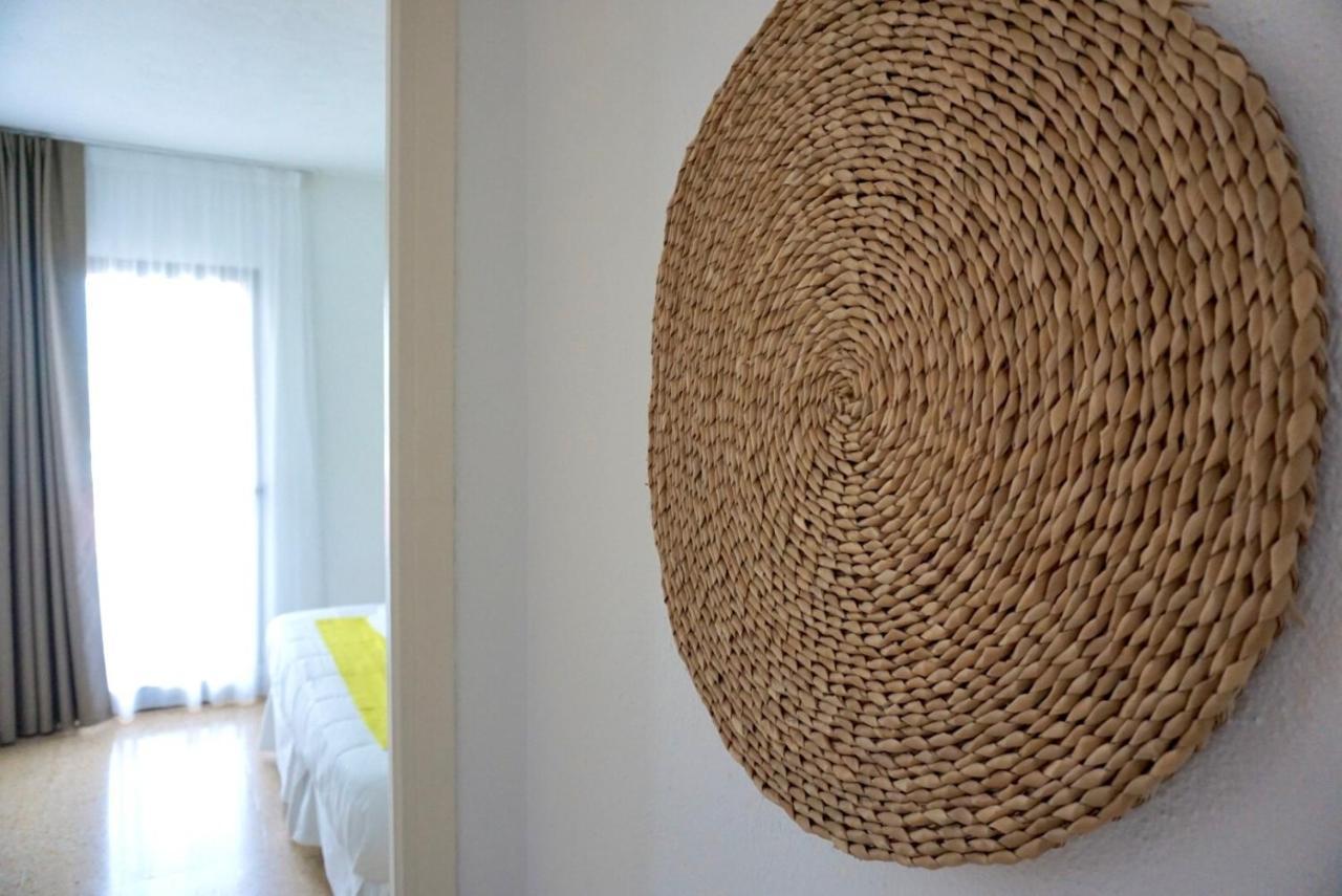 Los Escondidos Ibiza Suites Platja d'en Bossa Exterior foto