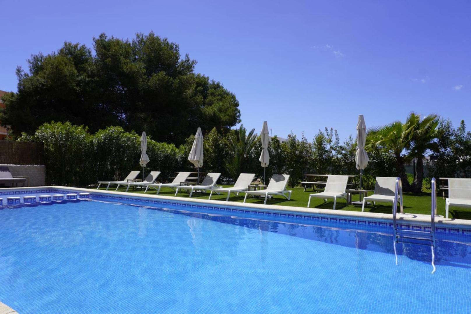 Los Escondidos Ibiza Suites Platja d'en Bossa Exterior foto