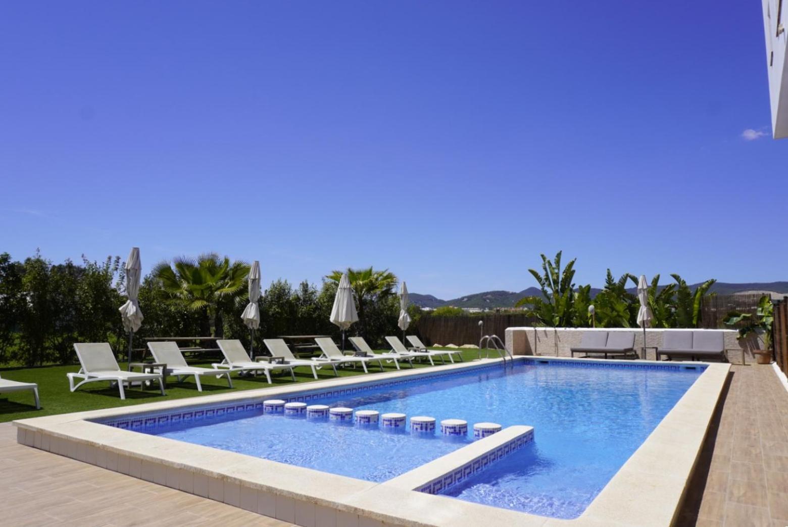 Los Escondidos Ibiza Suites Platja d'en Bossa Exterior foto